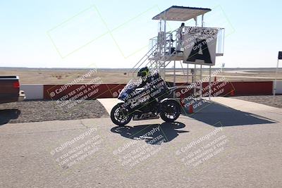 media/Nov-03-2025-Lets Ride (Mon) [[4d74c1c4d3]]/A Group/Grid/